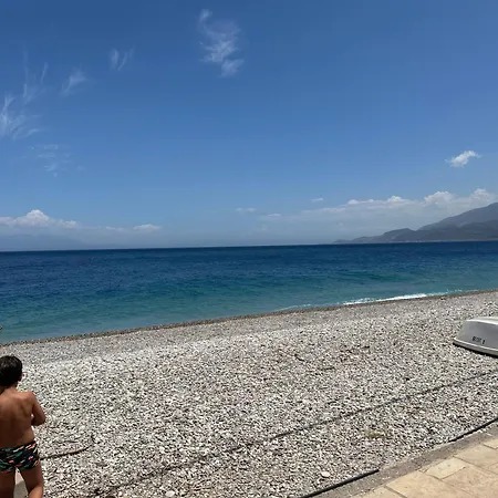 Appartement ένα διαμάντι στην ακράτα *